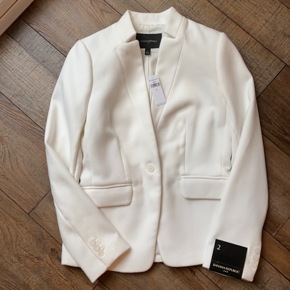 Banana Republic Jackets & Blazers - BANANA REPUBLIC Blazer